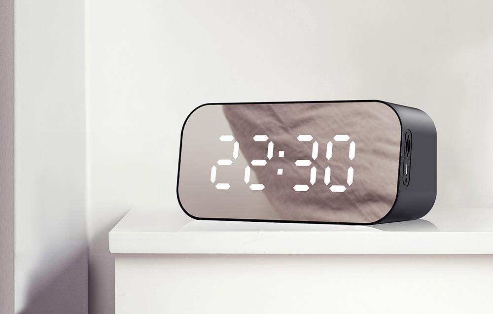 Havit többfunkciós bluetooth hangszóró, 3W, 1200mAh